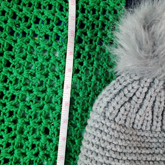 Winter hat - Picture 2 of 3